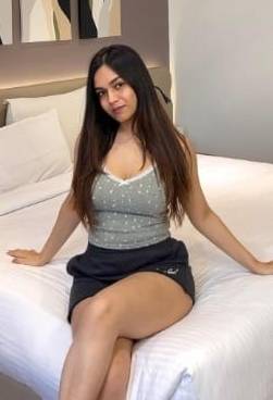 Gaya escort in hotel